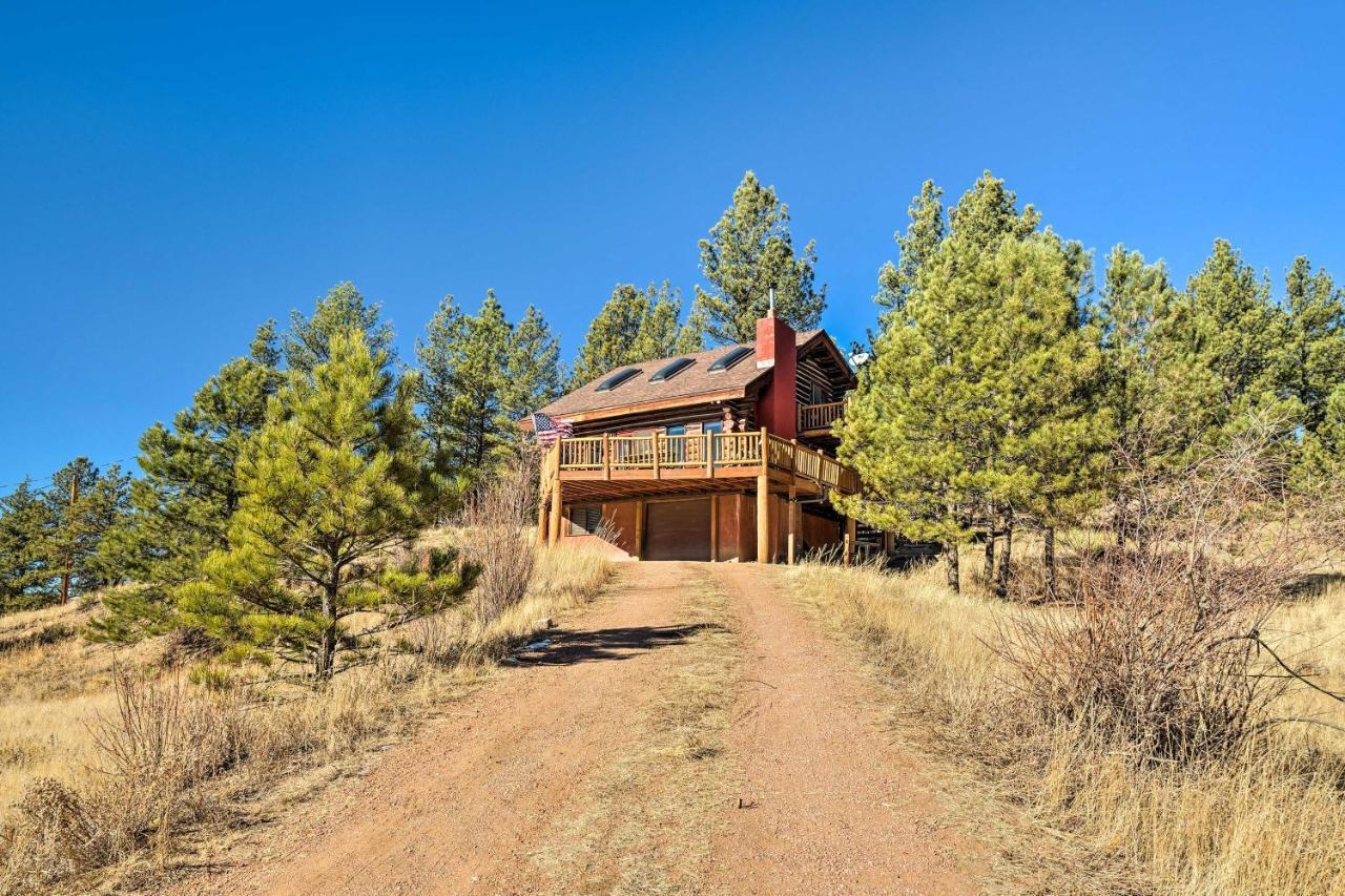 Classic Colorado Log Home With Mountain Views! Florissant エクステリア 写真