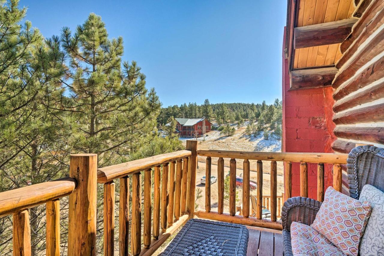Classic Colorado Log Home With Mountain Views! Florissant エクステリア 写真